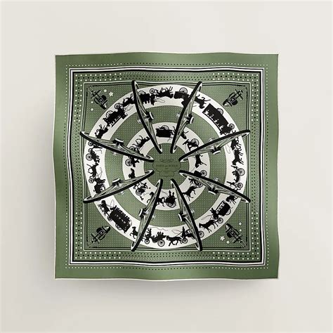 hermes paris qui bandana